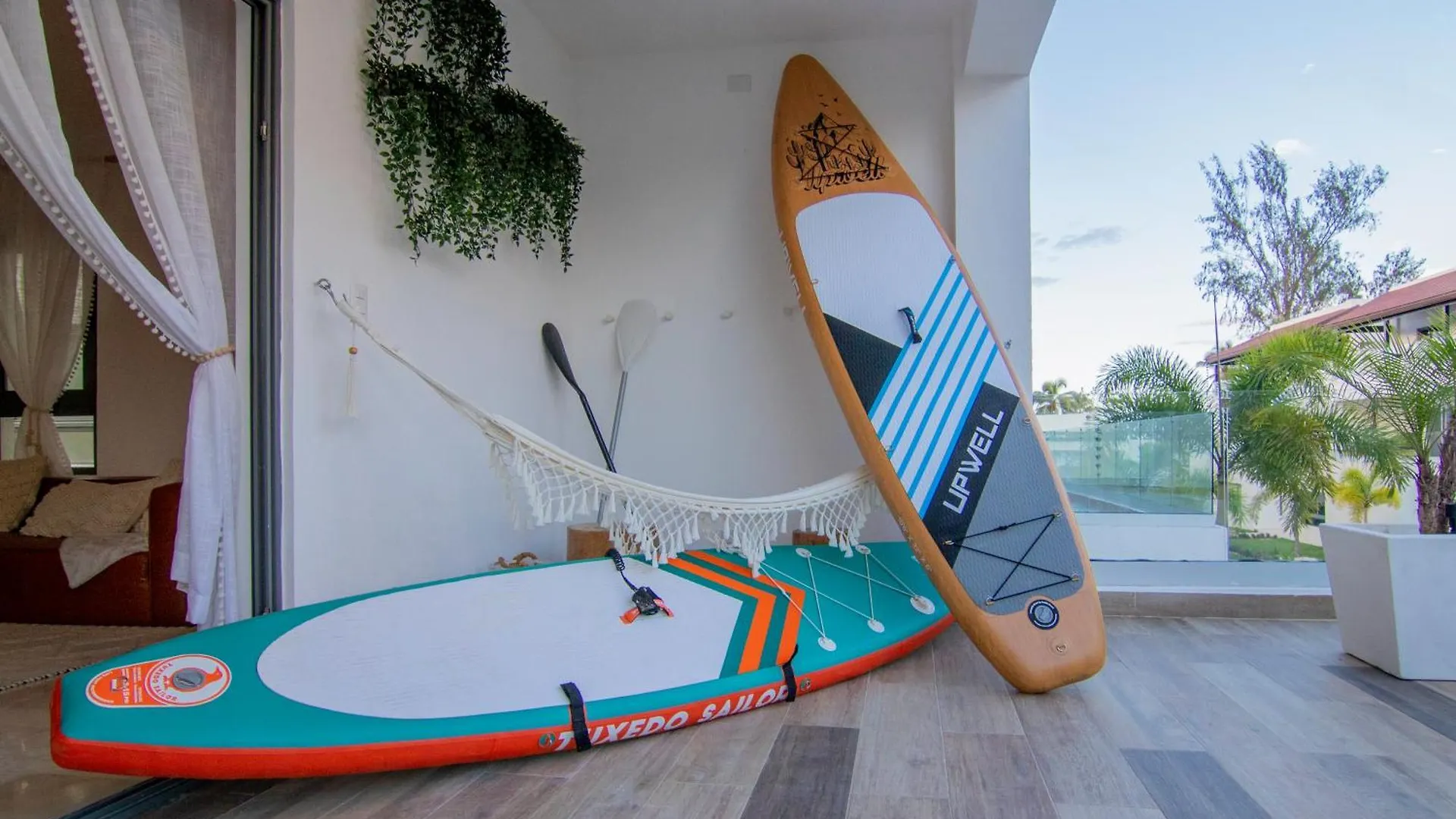 New Beachfront Penthouse Punta Popy Лас Терренас Дом отдыха