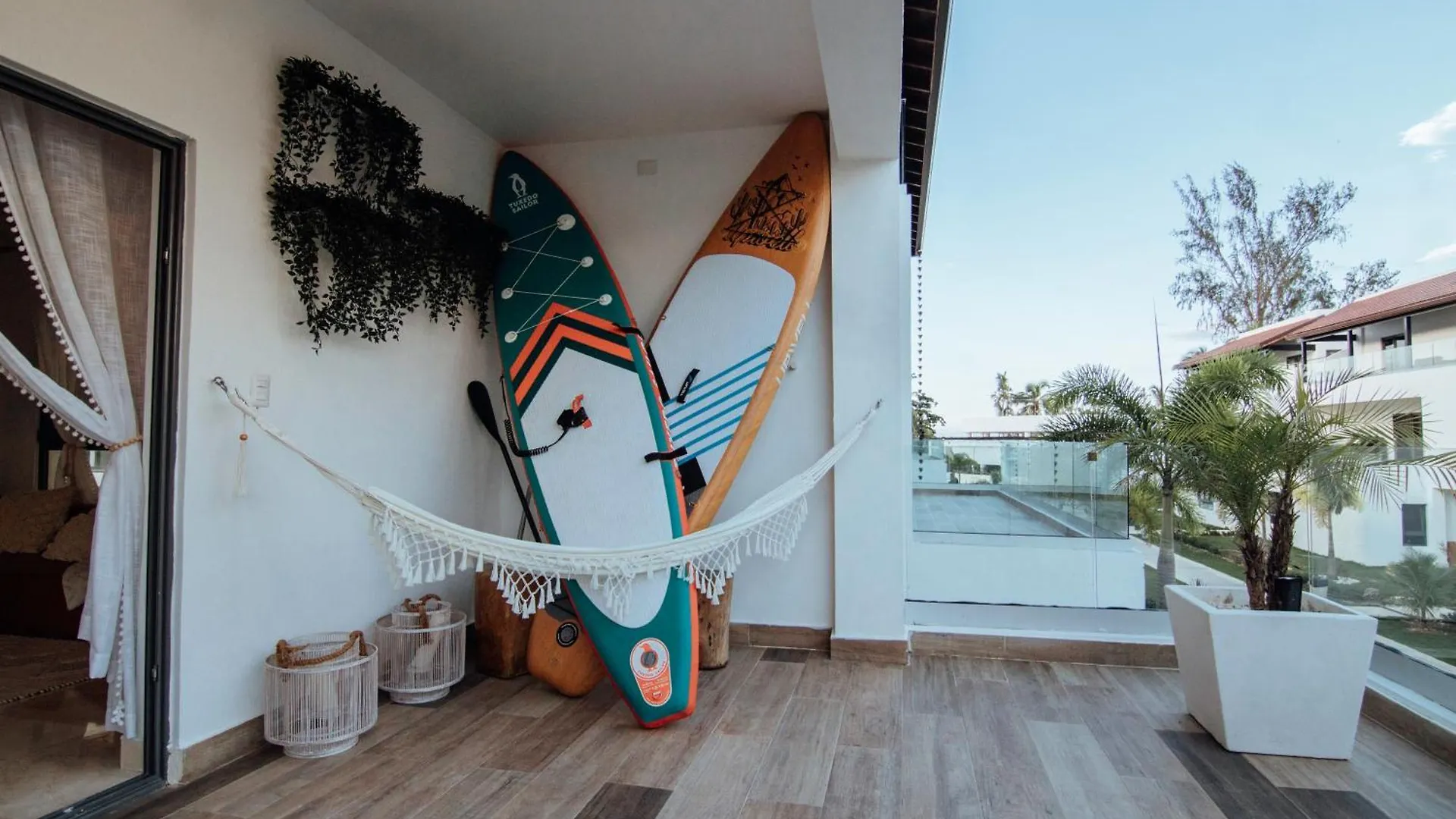 New Beachfront Penthouse Punta Popy Лас Терренас Дом отдыха