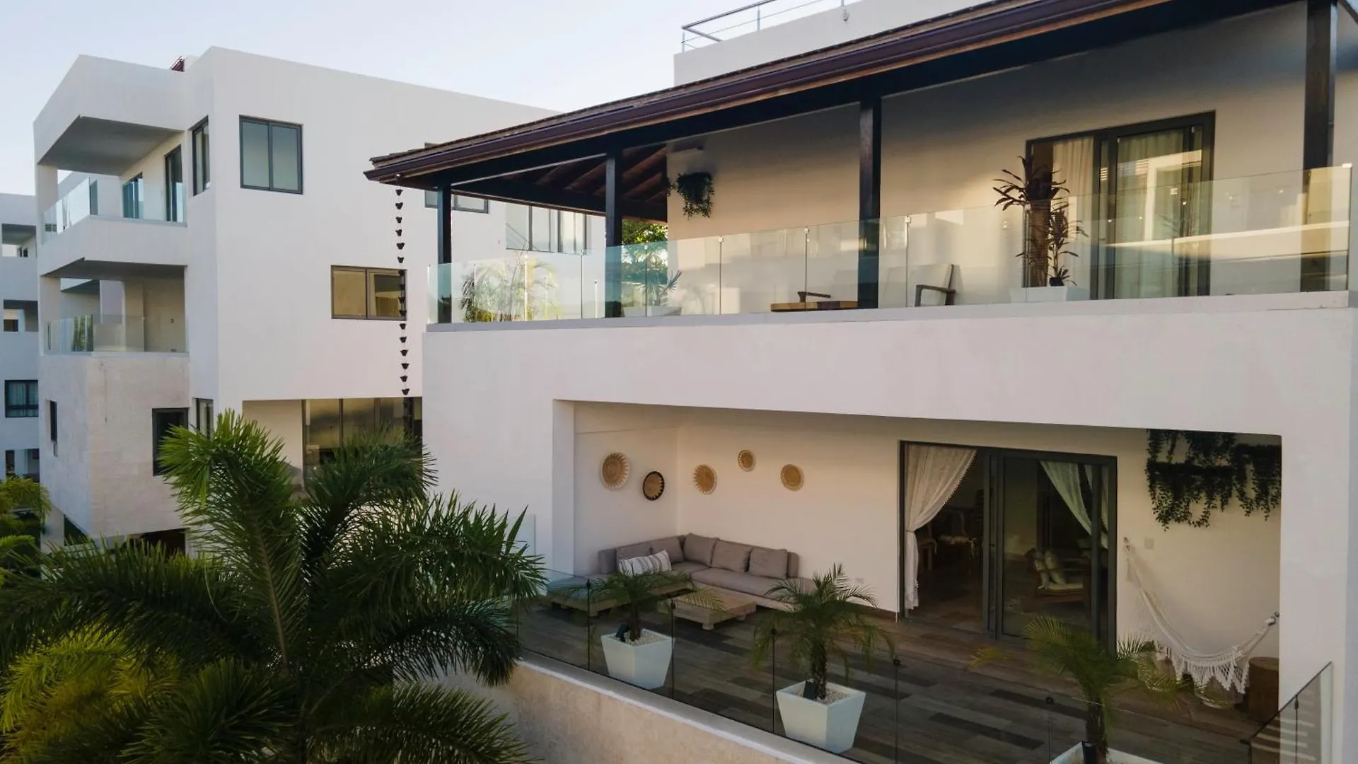 New Beachfront Penthouse Punta Popy Лас Терренас