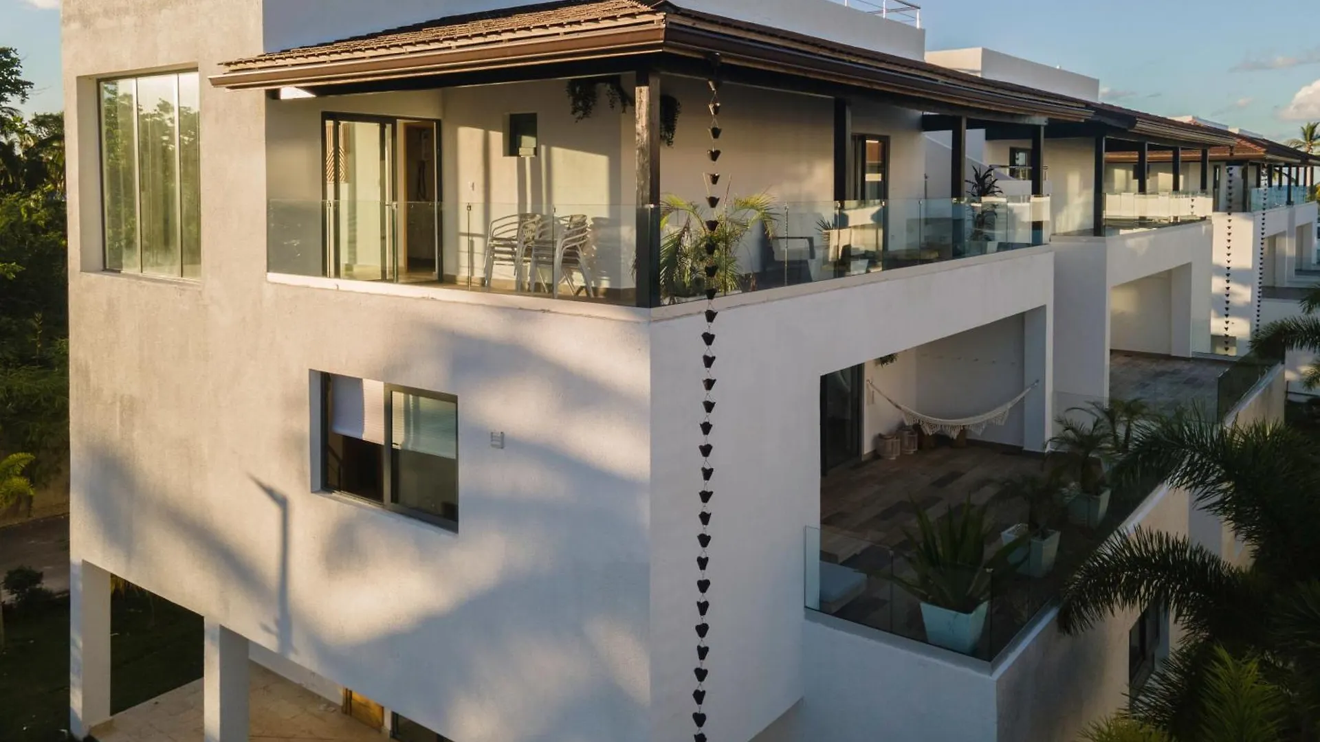 New Beachfront Penthouse Punta Popy Лас Терренас Дом отдыха